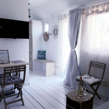 Casa Babica Gasthuis Costinesti