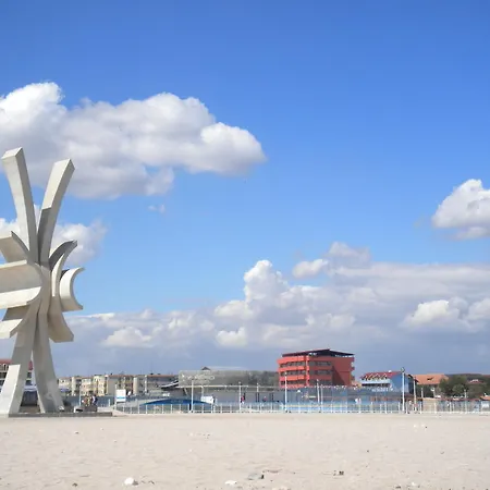 Pensjonat Casa Babica Costinesti